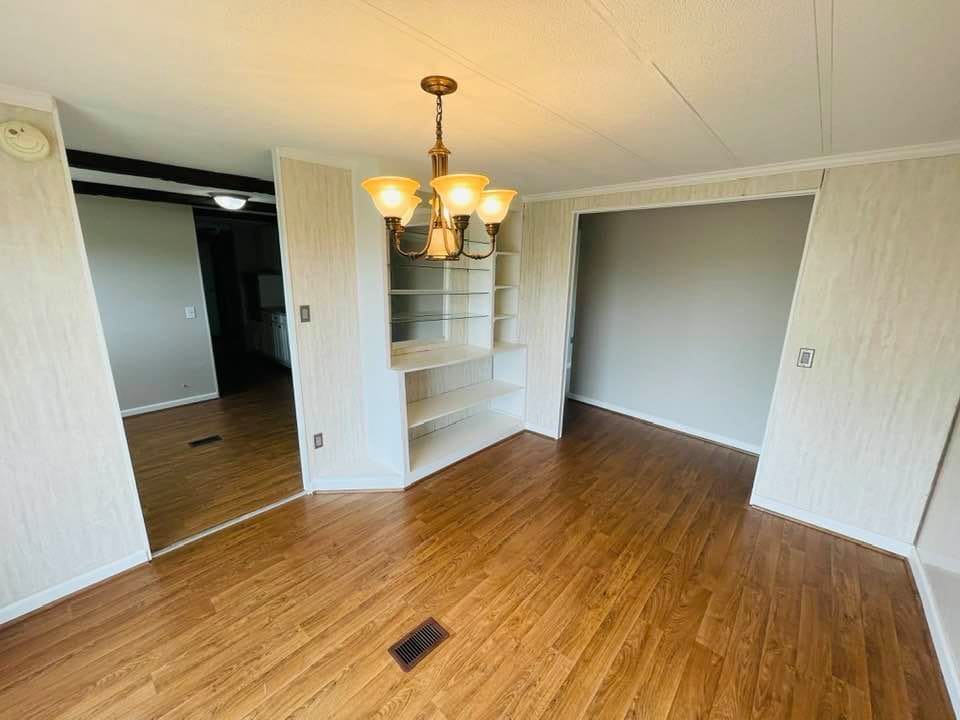 Building Photo - 210 Bride Dr