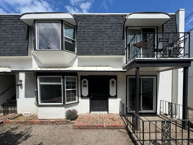 Building Photo - 1115 W 6th Ave