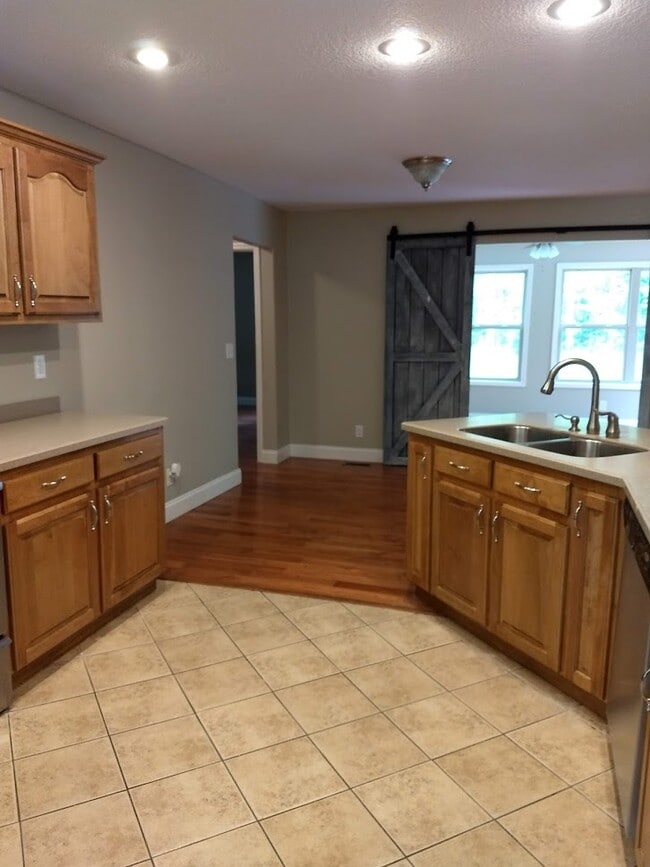 Building Photo - 6345 Osage Rd