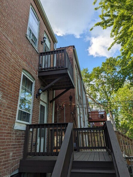 Deck - 3230 Pennsylvania Ave