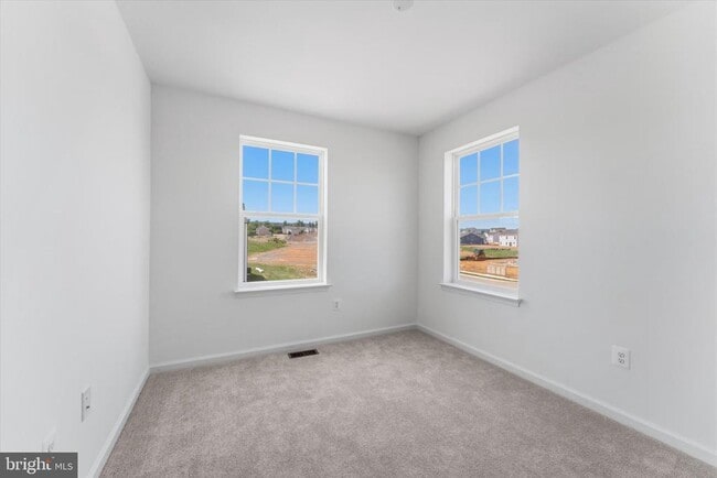 Building Photo - 501 Fontana Cir