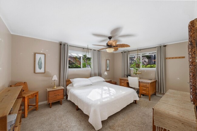 Building Photo - 3615 Horacio Ct NE