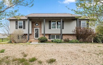 Building Photo - 3 Bed + Complete basement in Maryville