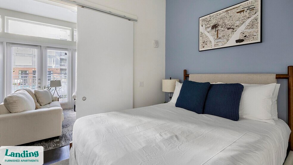 Building Photo - 401 Hemphill St