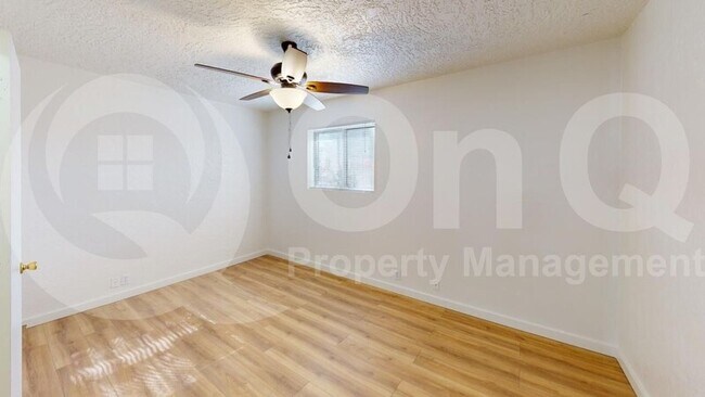Building Photo - 2242 E Blanche Dr