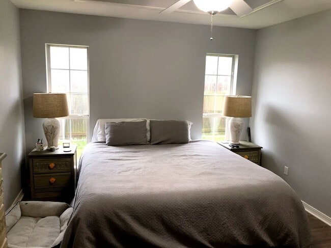 Building Photo - Northgate Village Home.