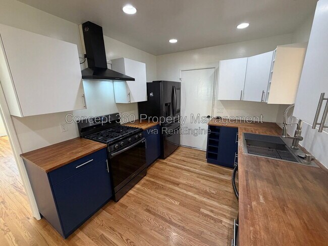 Building Photo - 3610 W 230th St