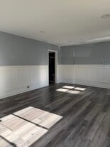 Building Photo - 5439 W 23rd Pl