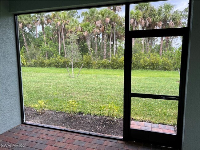 Building Photo - 331 Tamarindo Ln