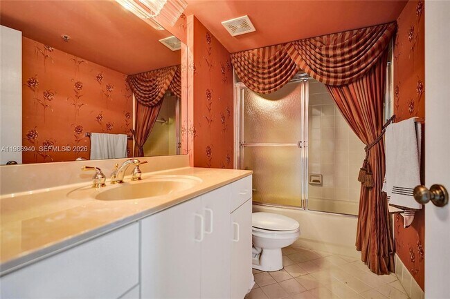 Building Photo - 12547 Imperial Isle Dr