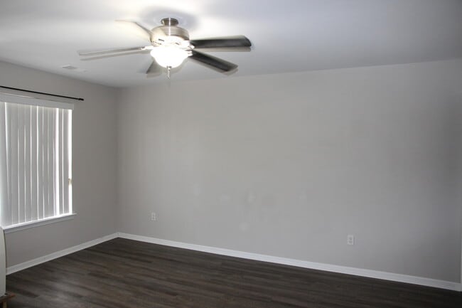 Building Photo - 791 Addington Ln