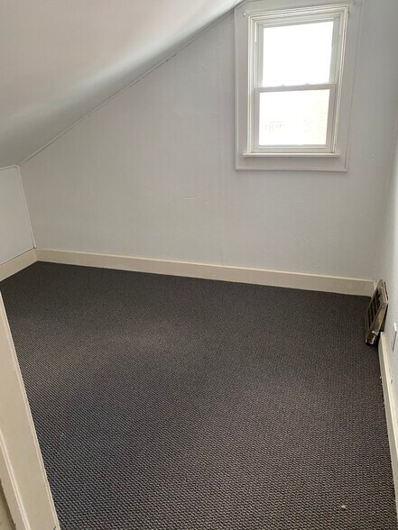 Walk-in closet for bedroom 2 - 12 Guilfoyle Ave
