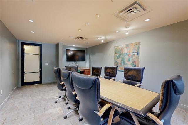 Building Photo - 330 E Las Colinas Blvd