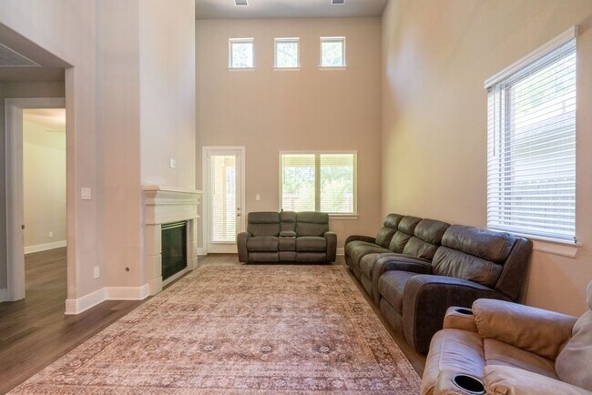 Building Photo - 27479 Vivace Dr