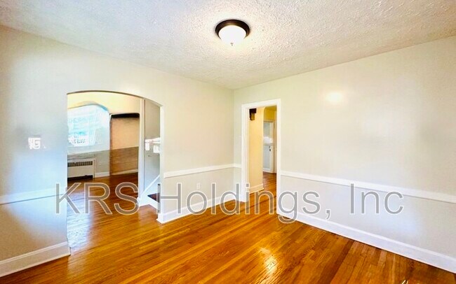 Building Photo - 1116 Chestnut Hill Dr