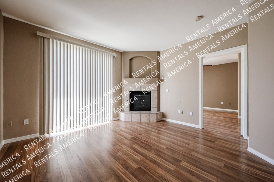 Building Photo - 6535 E Superstition Springs Blvd