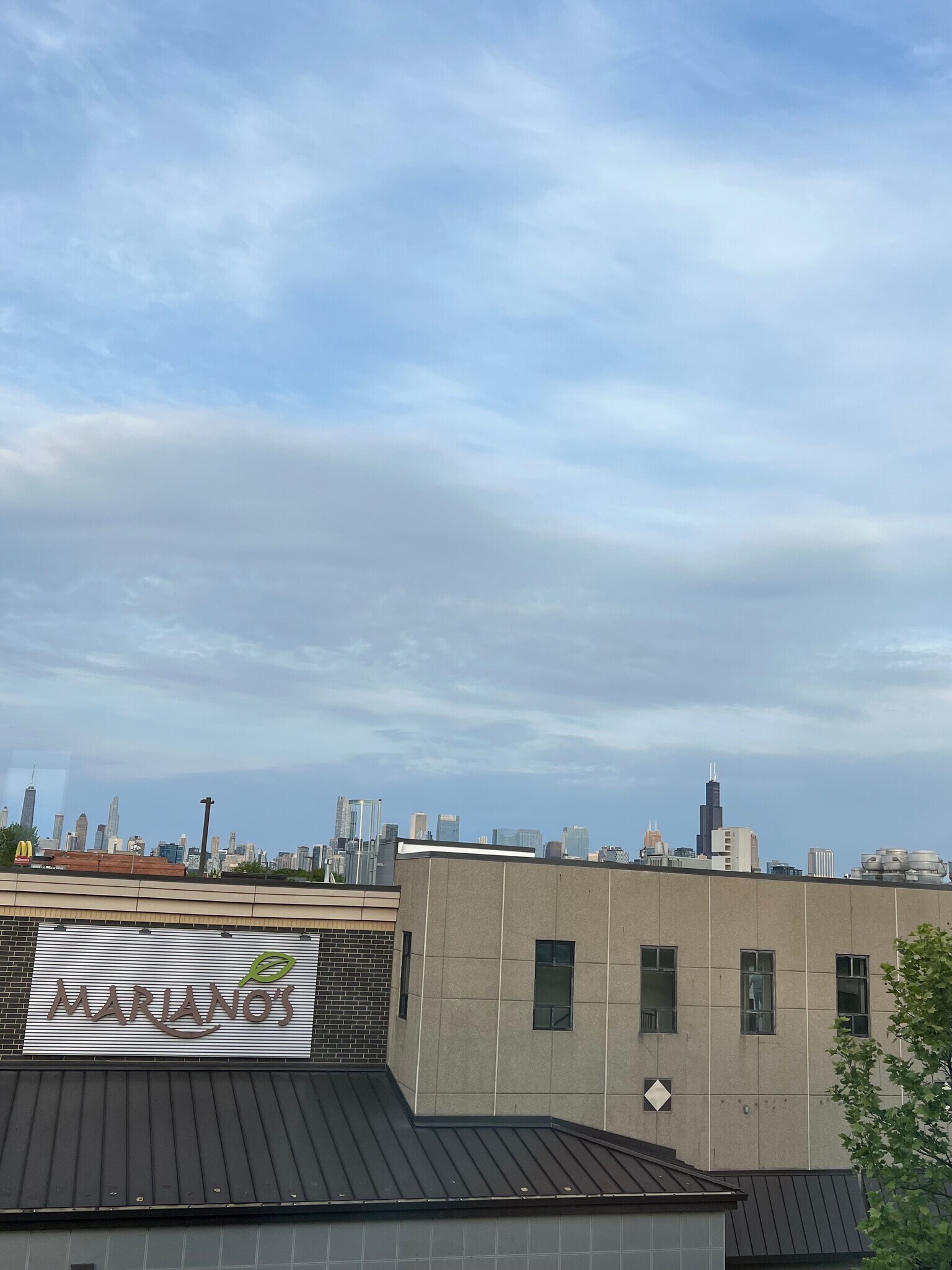 City skyline from unit. - 2057 W Chicago Ave