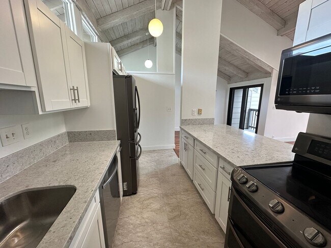 Building Photo - 45-995 Wailele Road