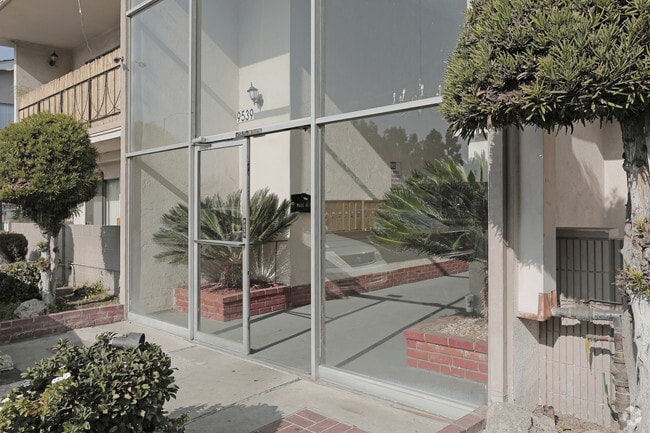 Building Photo - Monte Carlo Apartments