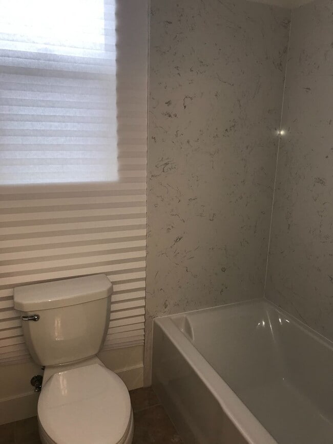 Building Photo - 3 Bed| 2.5 Bath | 1632 SF | Two Car Garage | Two Story | Tenant pays $175 monthly for WS&G