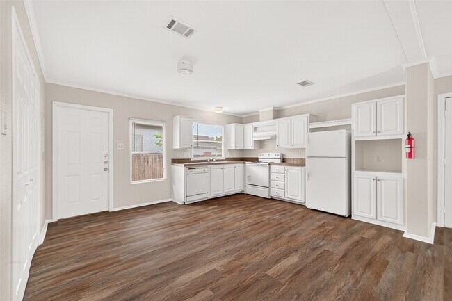 Building Photo - 11918 Greensbrook Forest Dr