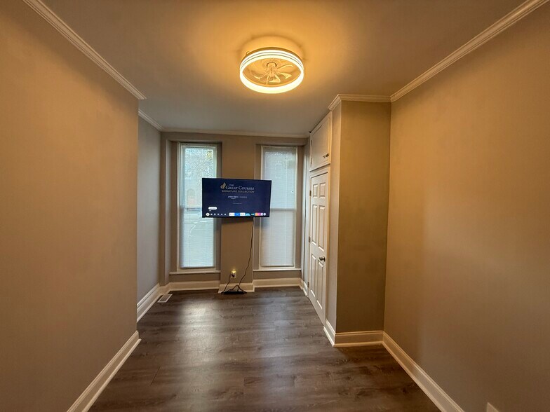 Building Photo - 1737 N Caroline St