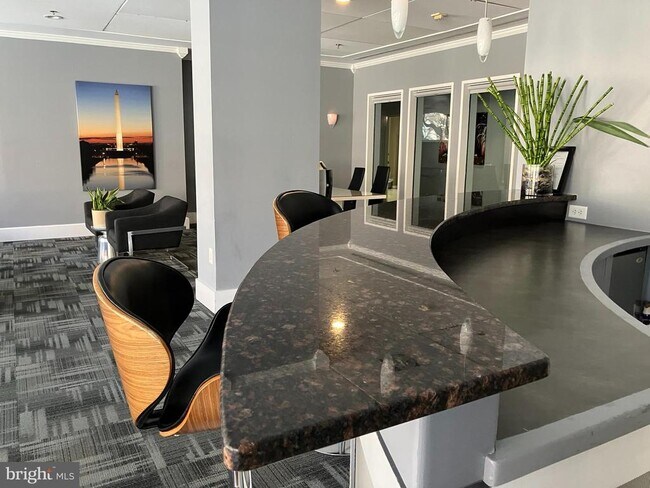 Building Photo - 355 I St SW