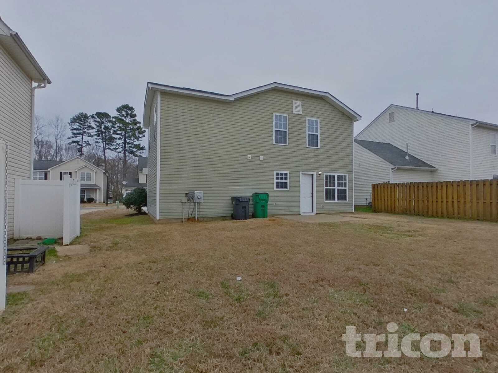 Building Photo - 7117 Roaming Path Ct