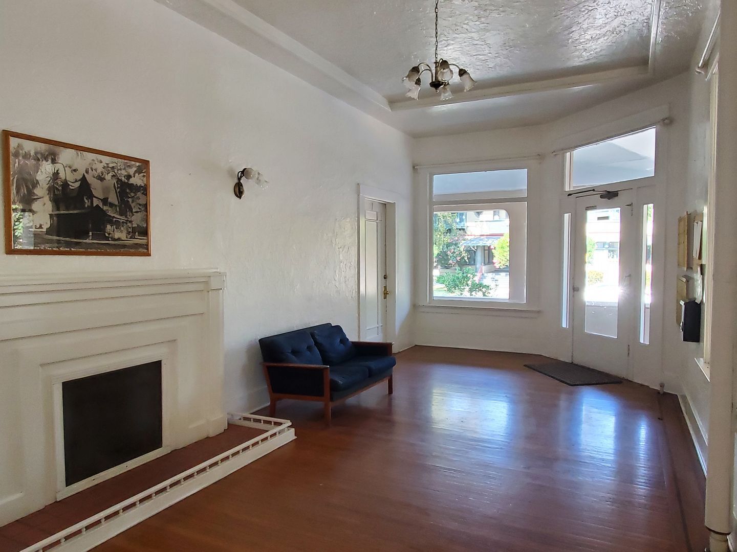 Building Photo - 99 S 14th St