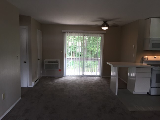 Avon Colonial Manor Avon Ct Apartment Finder