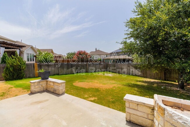 Building Photo - 188 Orchard Hill Trail