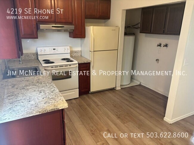 Building Photo - 4219 SE Rhone St
