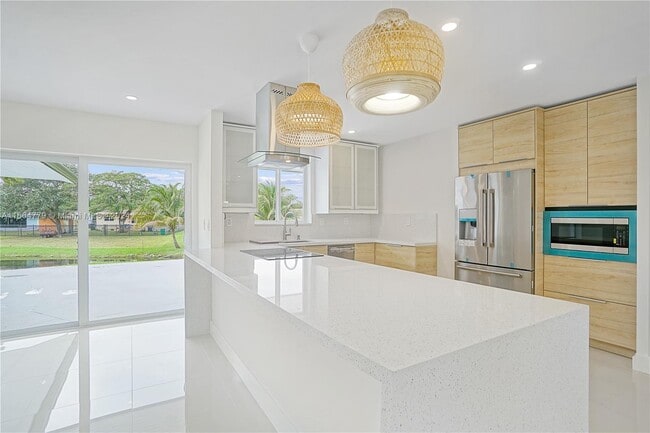 Building Photo - 14510 NW 12th Ave