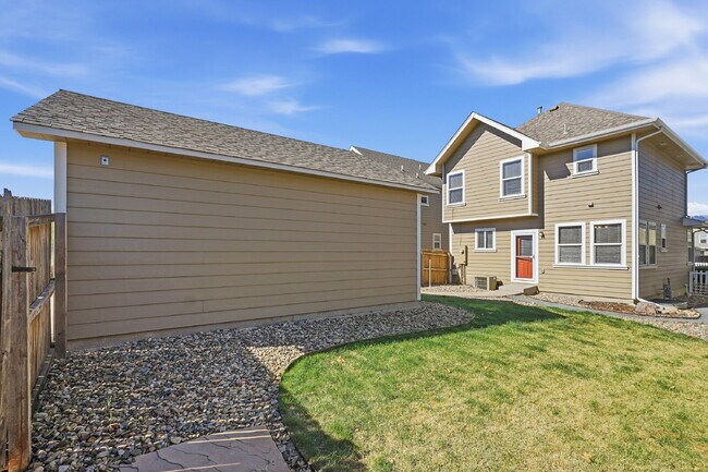 Building Photo - $2,245.95, 3 Beds - 3.5 Bath, Single Family Home in Colorado Springs with 2 Car Attached Garage!