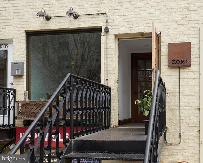 Building Photo - 1715 Q St NW