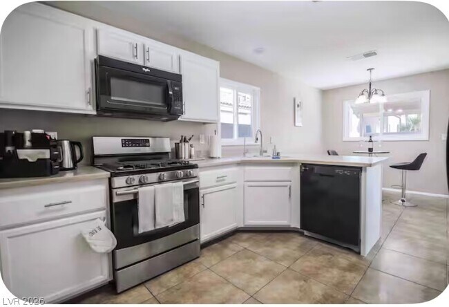 Building Photo - 7047 Orange Grove Ln