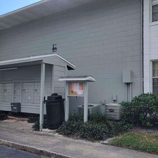 Building Photo - 700 E Airport Blvd