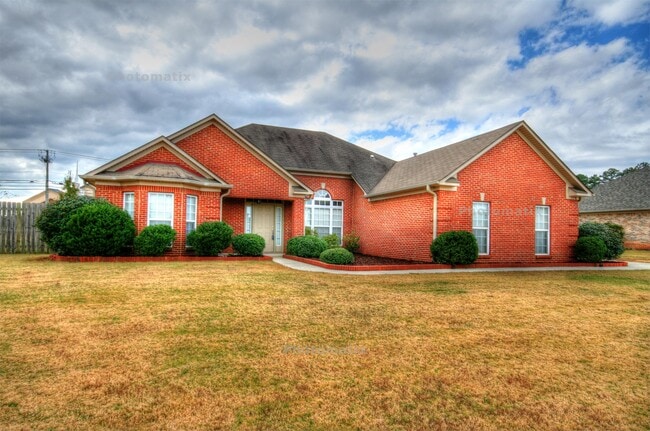 Building Photo - 176 Timber Oak Rd