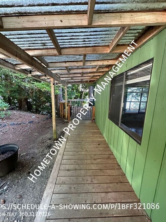 Building Photo - 9706 Hunter Point Rd NW