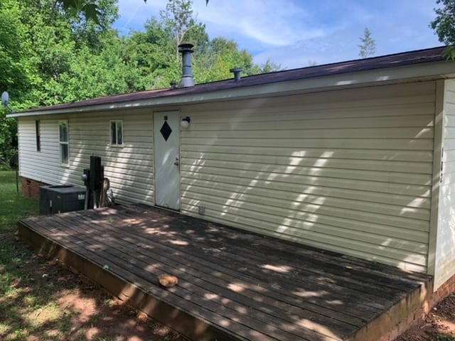 Building Photo - 102 Sunny Ln