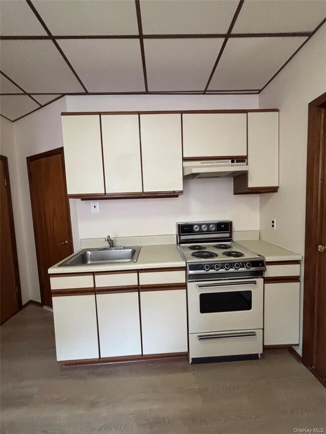 Building Photo - 55-12 Van Cleef St