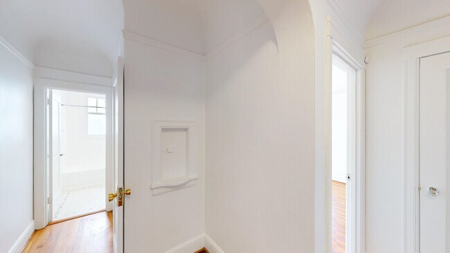 Building Photo - 1296 Grove St