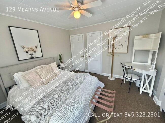 Building Photo - 129 Mearns Ave