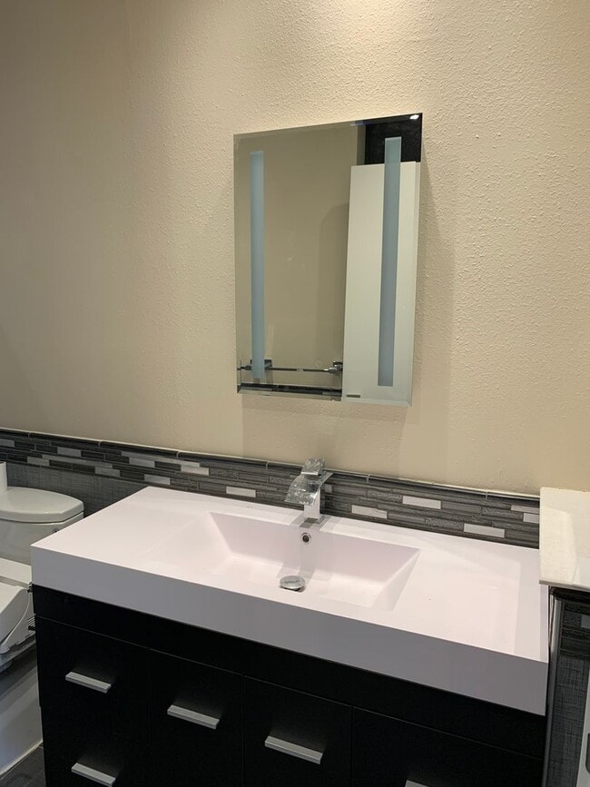 Building Photo - An Updated Leisure Village Home now available