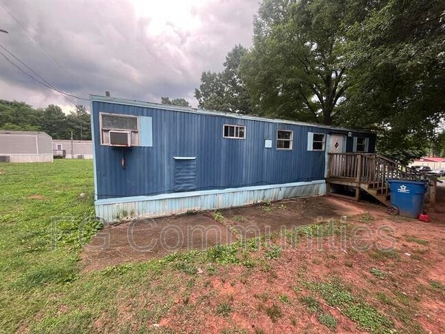 Building Photo - 9000 Faires Rd