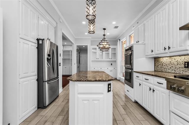 Building Photo - 4404 Hollow Oak Dr