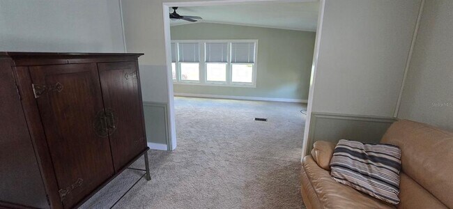 Building Photo - 516 Jason Dr