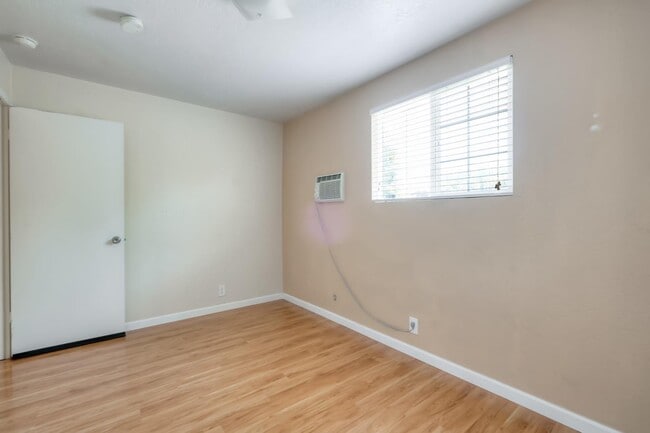 Building Photo - 4754 Bret Harte Ct