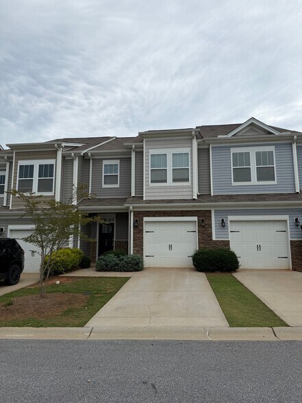 Building Photo - 309 Yellow Fox Rd