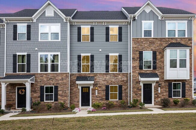 Primary Photo - 1939 Stallings Rd